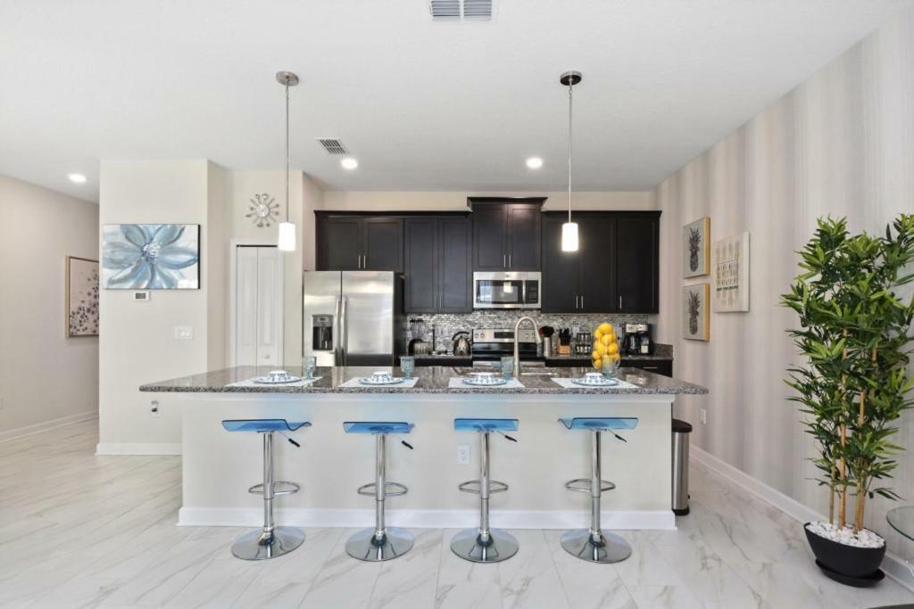 Super Nice Townhome Near Disney With Private Pool 키시미 외부 사진