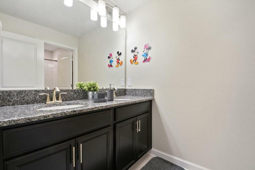 Super Nice Townhome Near Disney With Private Pool 키시미 외부 사진
